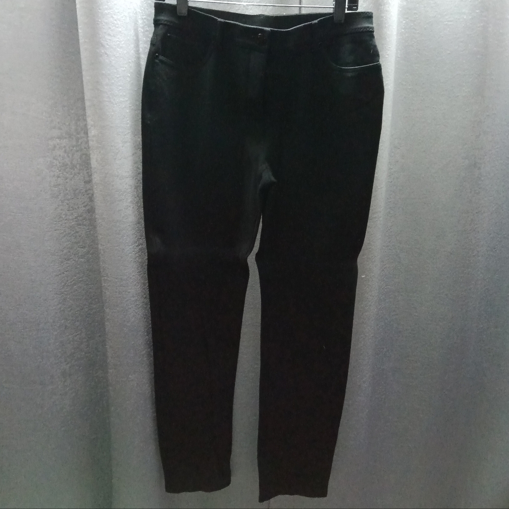 Black Girlfriend Ankle Jean